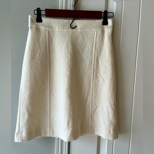 Ann Taylor off-white wool skirt size 00p